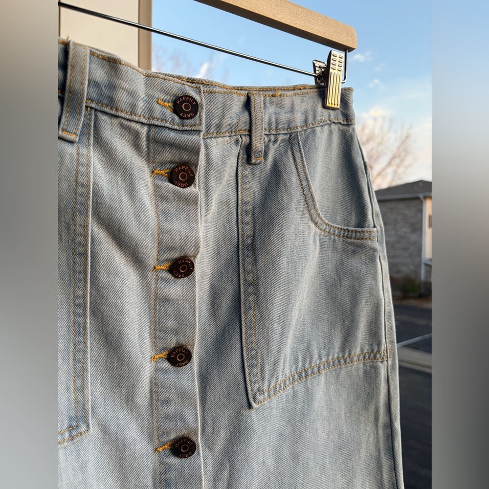 🆕 Happily Grey Button Front Denim Midi Skirt Pockets Party Casual Chic Size 9/28 - Picture 7 of 15